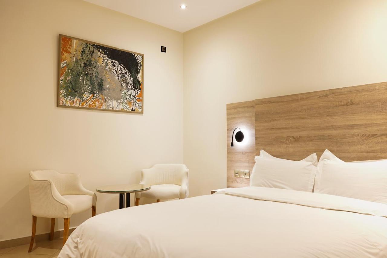 Hotel El Djenina Танжер Экстерьер фото