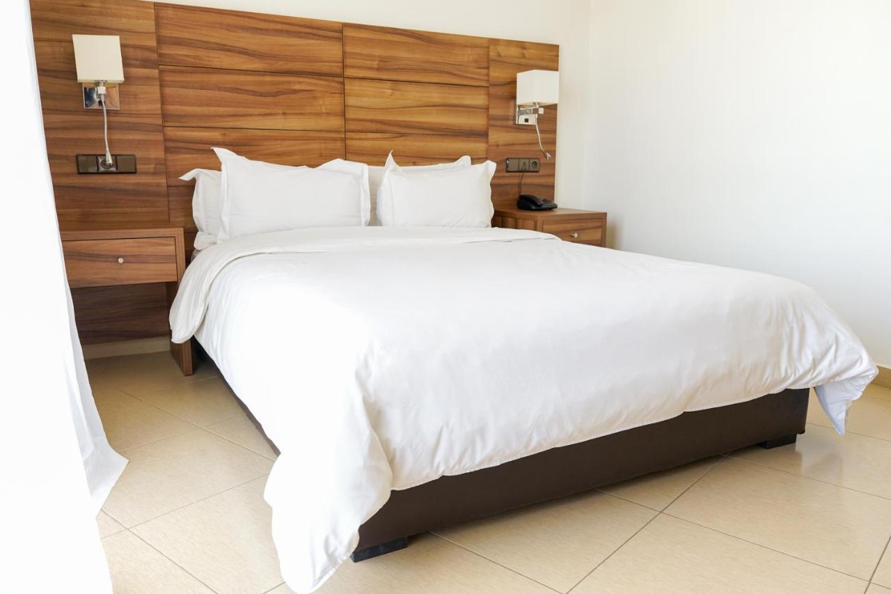 Hotel El Djenina Танжер Экстерьер фото