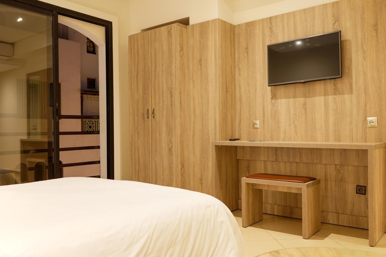 Hotel El Djenina Танжер Экстерьер фото